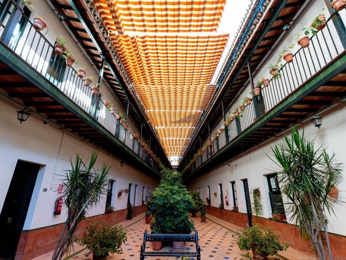 Holi-Rent Lumbreras Apartman Sevilla Kültér fotó